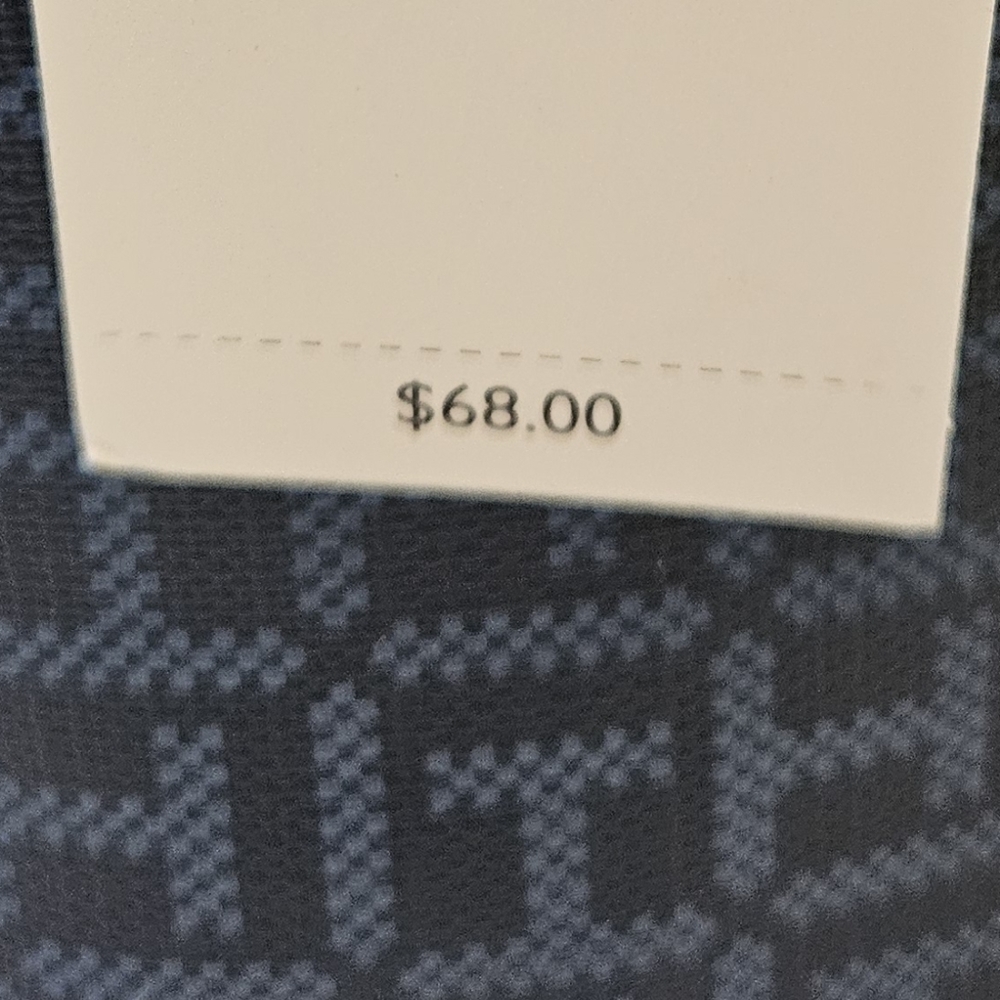Tommy Hilfiger Cosmetic Bag - Picture 11 of 12